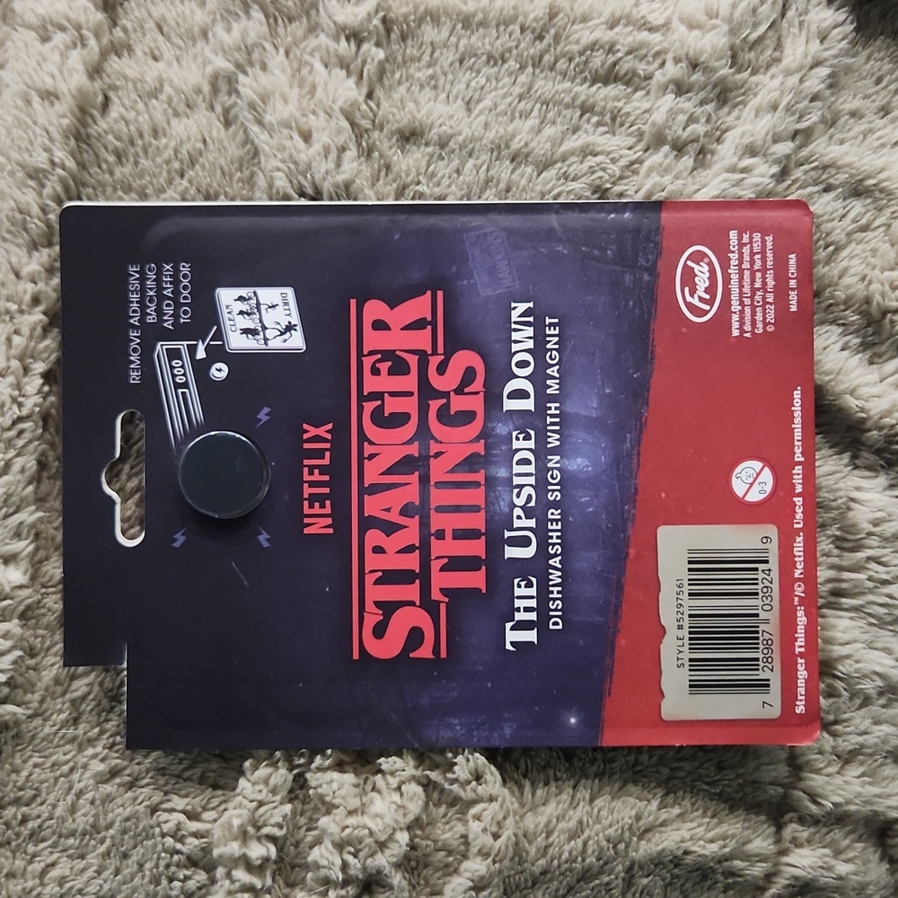 Stranger Things Dishwasher Sign with Magnet - Picture 2 of 2